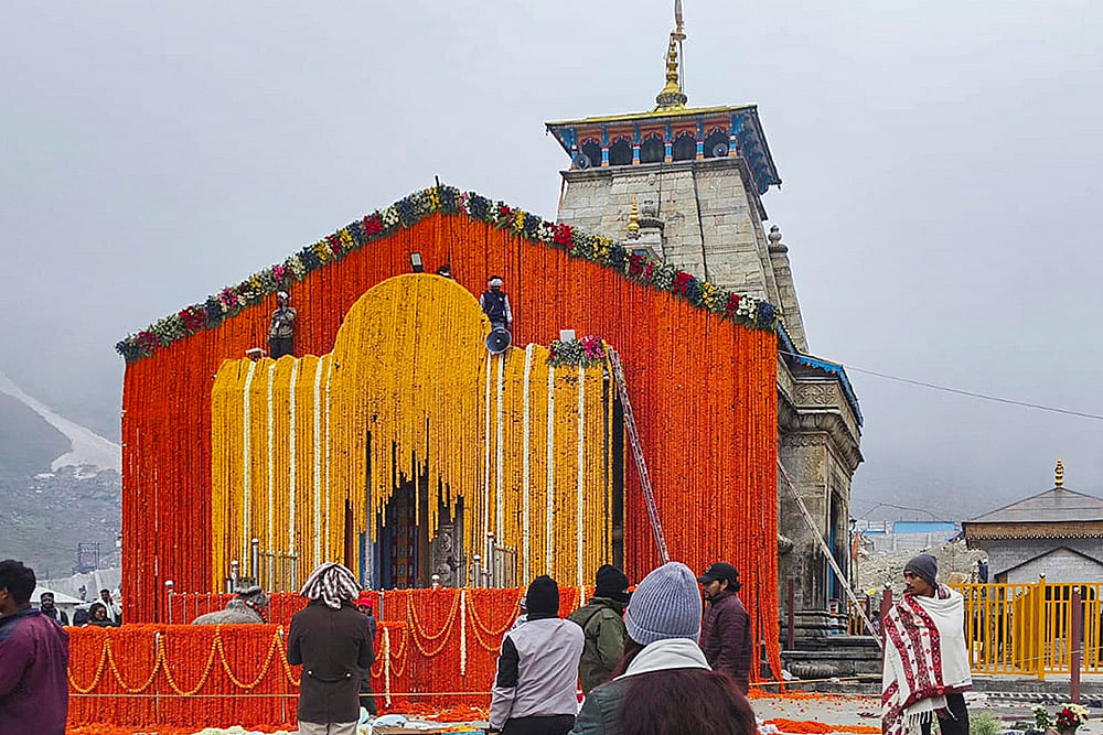 | Photo: PTI :  The temporary 24-hour ban on the Char Dham Yatra has been lifted