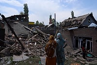 Manpreet Romana : Locals in Pulwama looking at houses destroyed by Kashmiri authorities after the Pahalgam attack