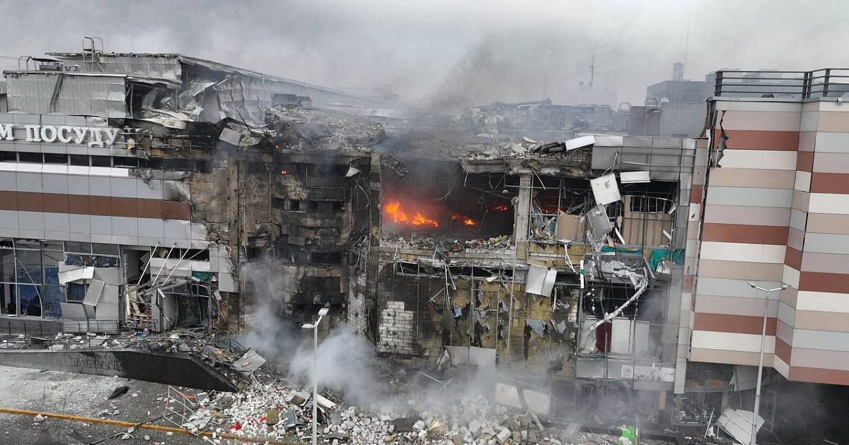 AP : Russian drone strike on Ukraine I=injures many