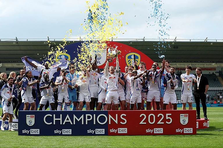 EFL Championship 2024-25: Leeds United vs Plymouth Argyle - | Photo: Steven Paston/PA via AP