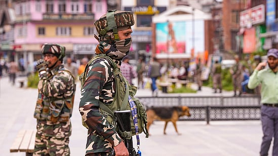 PTI : Security personnel prepared for mock drills on May 7 after Pahalgam attack.