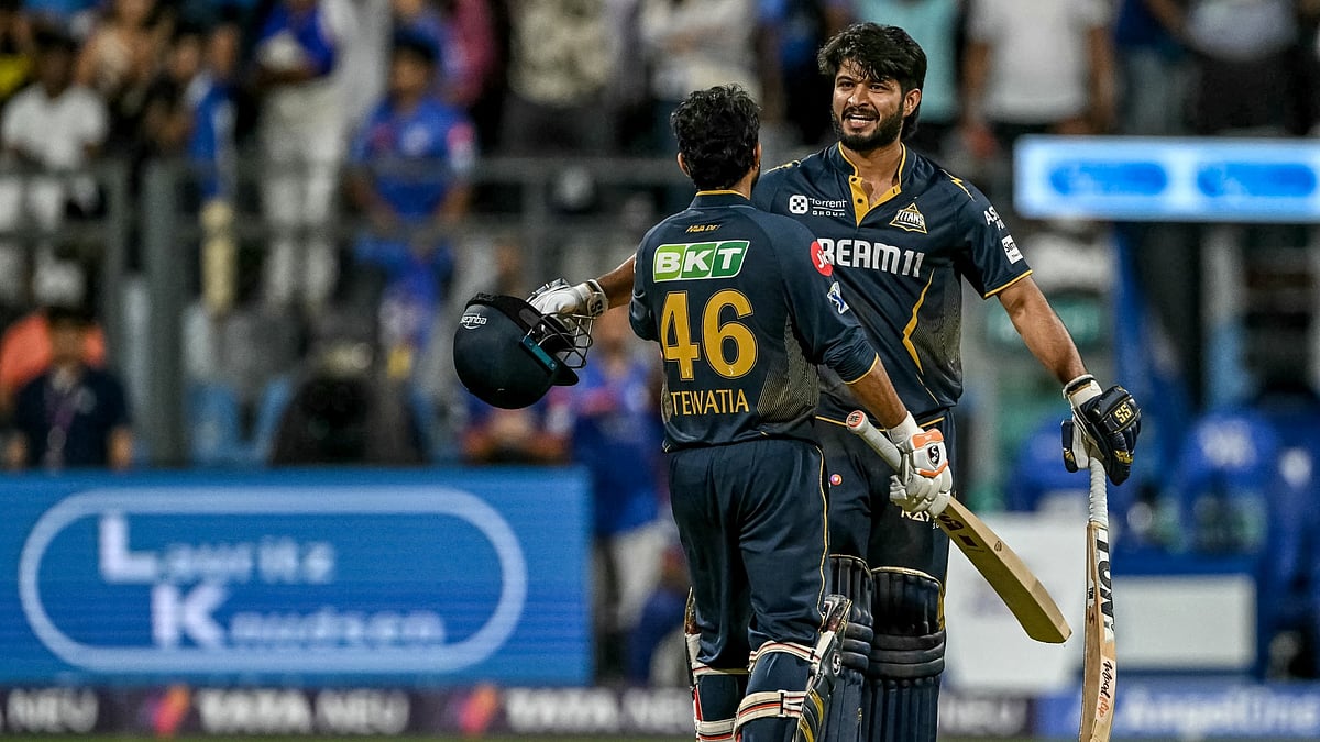 Gujarat celebrate last-ball win over Mumbai.