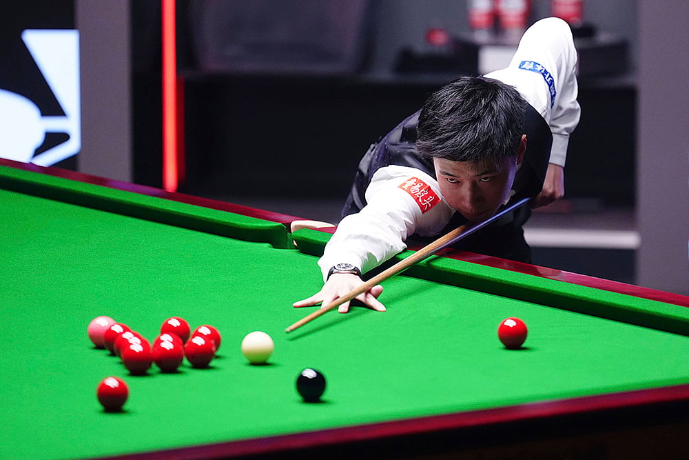 Britain Snooker Worlds Championship Zhao Xintong vs Mark Williams game photos_8