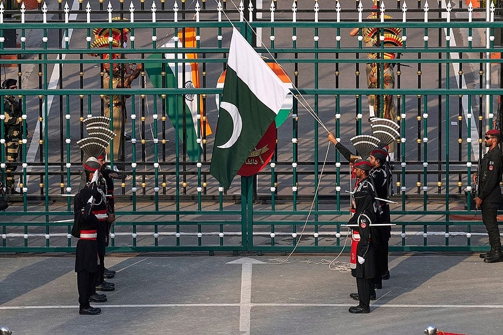 India Pakistan Border Tension 2025 - | Photo: AP/K.M. Chaudary