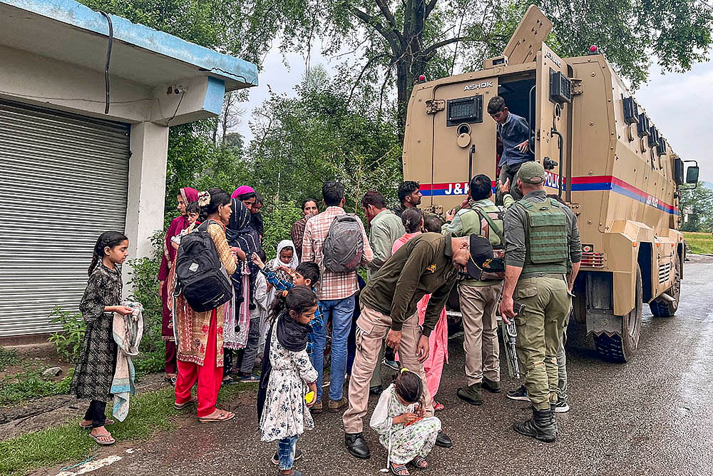 Operation Sindoor People evacuated to safer zones_Poonch