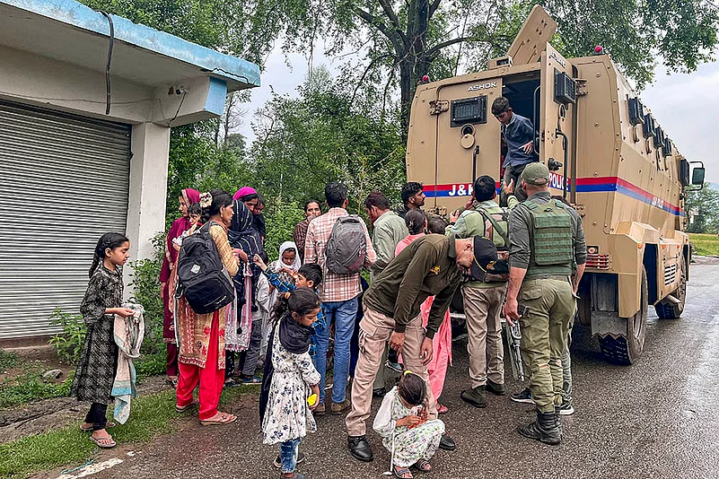 Operation Sindoor People evacuated to safer zones_Poonch