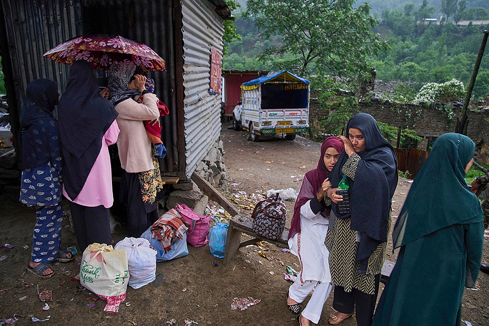 Operation Sindoor People evacuated to safer zones_Gingal village
