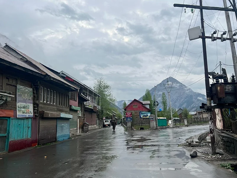 Dawer market seen as closed after overnight shelling in Gurez sector of LOC.