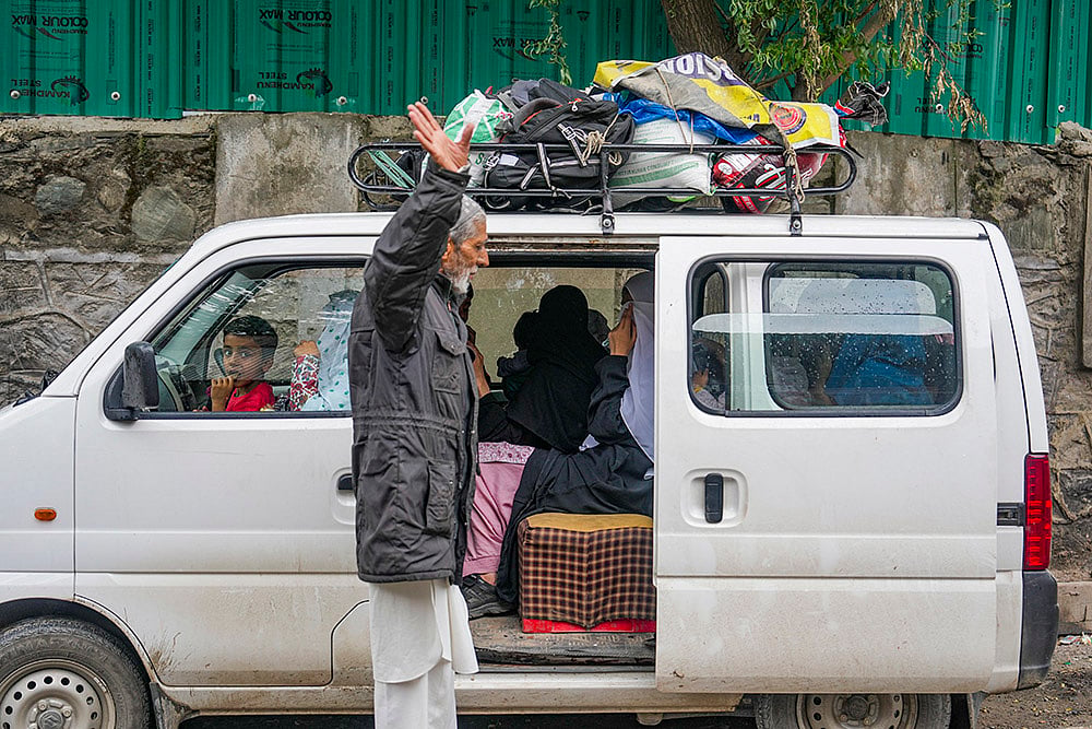 Operation Sindoor People evacuated to safer zones_Baramulla 