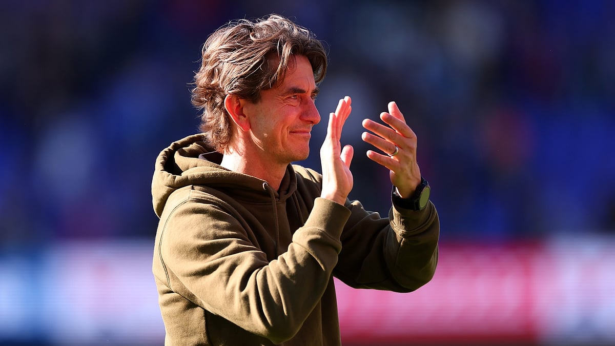 Thomas Frank applauds the travelling Brentford fans after their 1-0 win over Ipswich Town - null