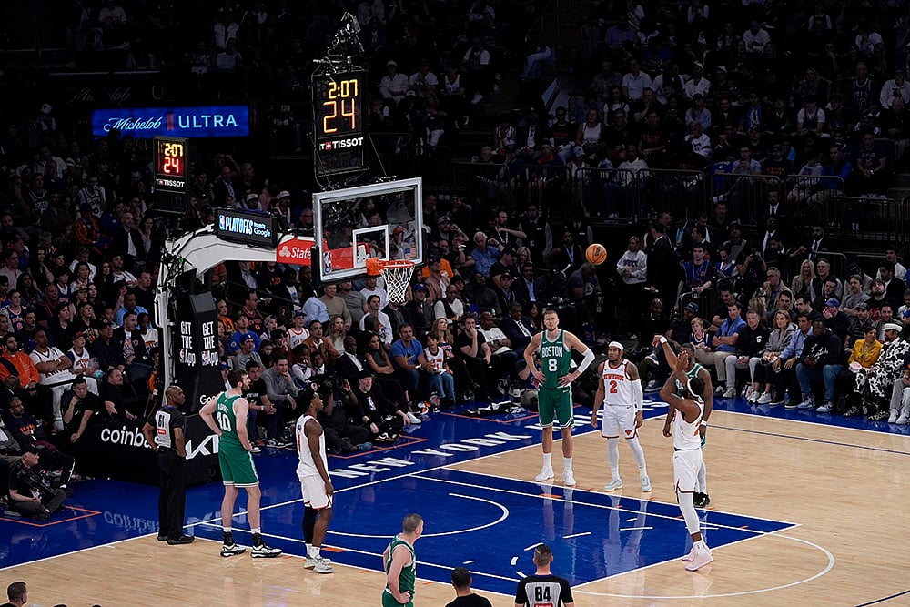 NBA basketball playoff game 3 Minnesota Timberwolves vs Golden State Warriors: Mitchell Robinson