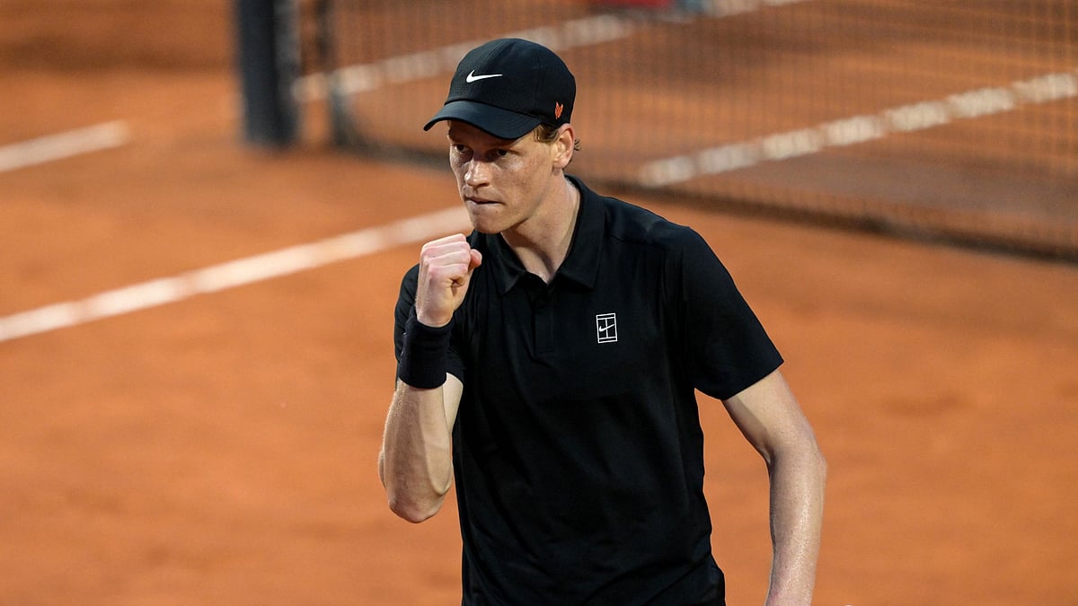 File : Jannik Sinner celebrates in the ATP Italian Open 2025.