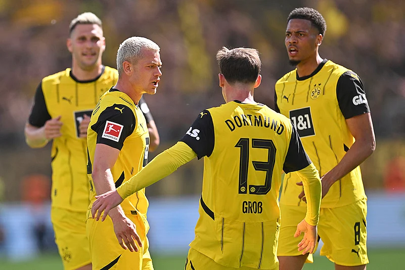 Germany Soccer Bundesliga Bayer 04 Leverkusen vs Borussia Dortmund: Julian Ryerson