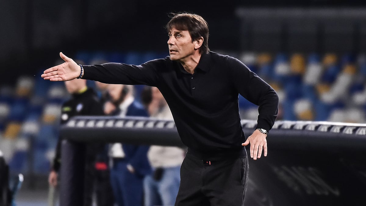 Napoli head coach Antonio Conte