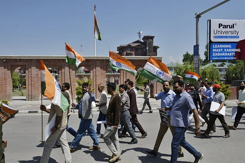 Pahalgam attack aftermath Tiranga rally in Srinagar in support of Operation Sindoor