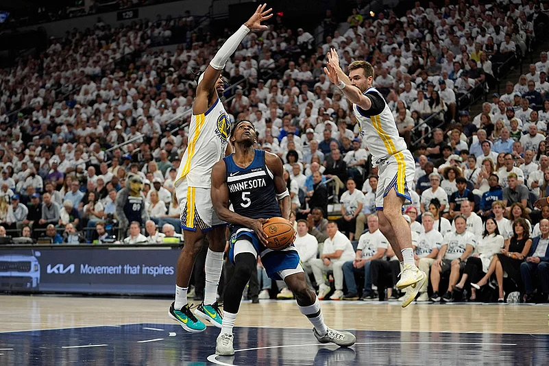 NBA Basketball: Minnesota Timberwolves vs Golden State Warriors