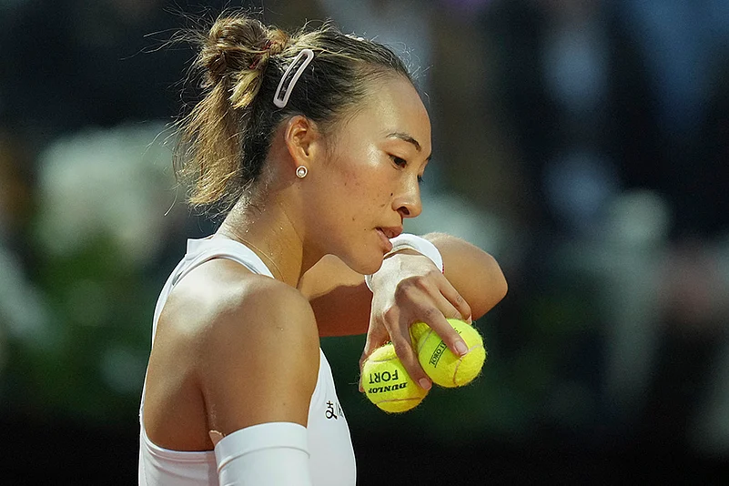 WTA Italian Open tennis Zheng Qinwen vs Aryna Sabalenka pic_5