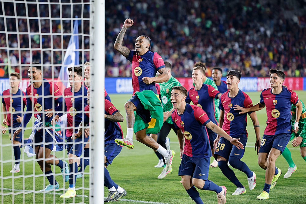 Spanish La Liga soccer match Barcelona Vs Villarreal pics