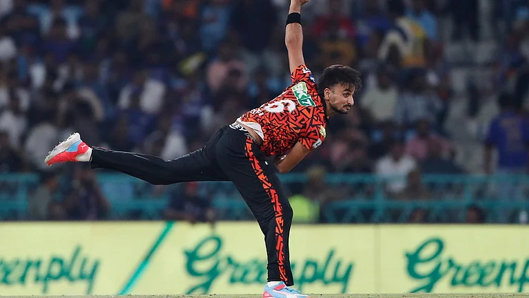 Sunrisers Hyderabad's Harshal Patel bowls a delivery during the Indian Premier League cricket match between Lucknow Super Giants and Sunrisers Hyderabad at Atal Bihari Vajpayee Ekana Cricket Stadium in Lucknow, India, Monday, May 19, 2025. - AP