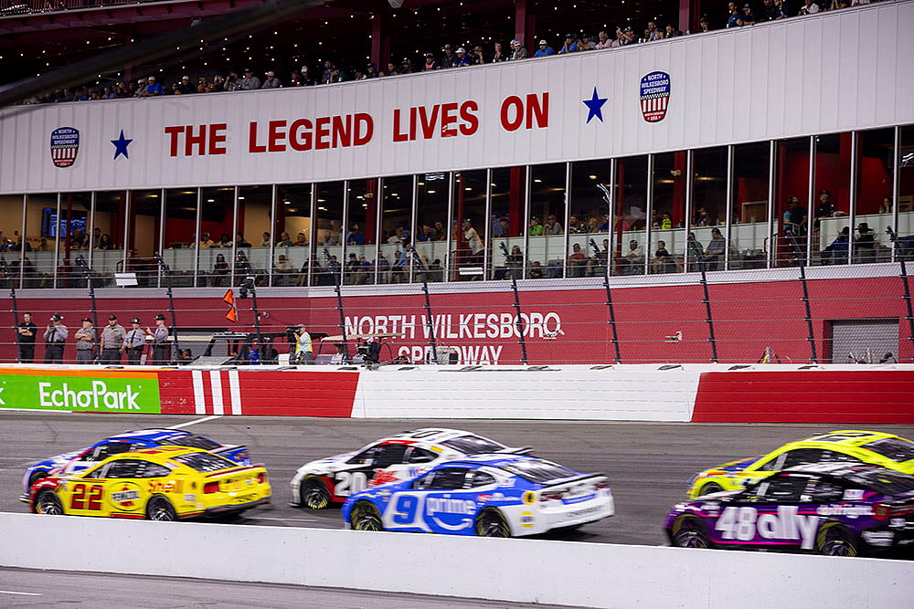 NASCAR North Wilkesboro Auto Racing photo