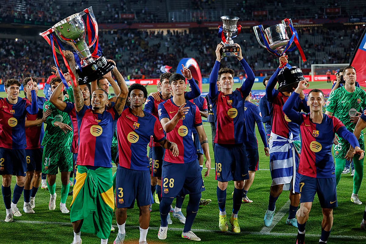 Spanish La Liga soccer match Barcelona Vs Villarreal pics