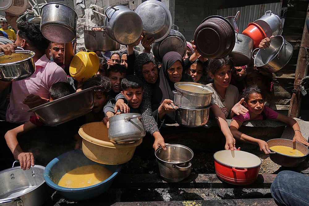 Israeli–Palestinian conflict community kitchen in Jabalia