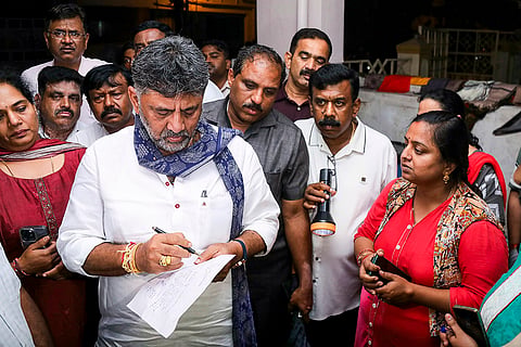 D K Shivakumar visits rain-hit areas