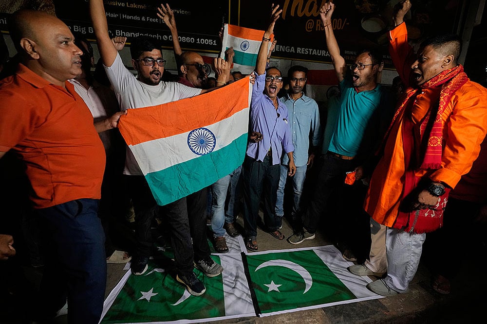 null - Photo: AP/Anupam Nath