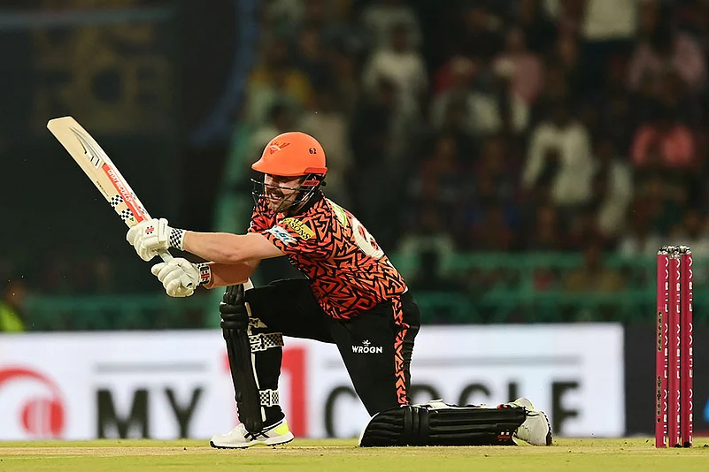IPL: Sunrisers Hyderabad vs Royal Challengers Bengaluru