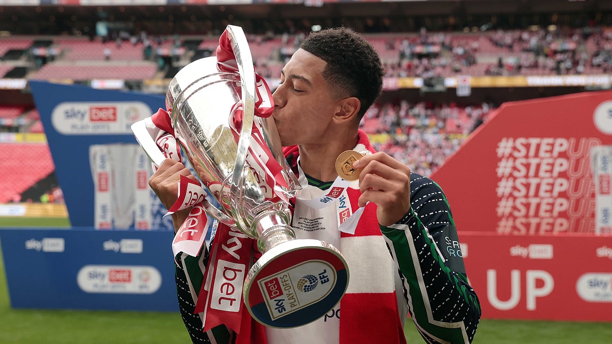 Jobe Bellingham celebrates Sunderland's play-off final win