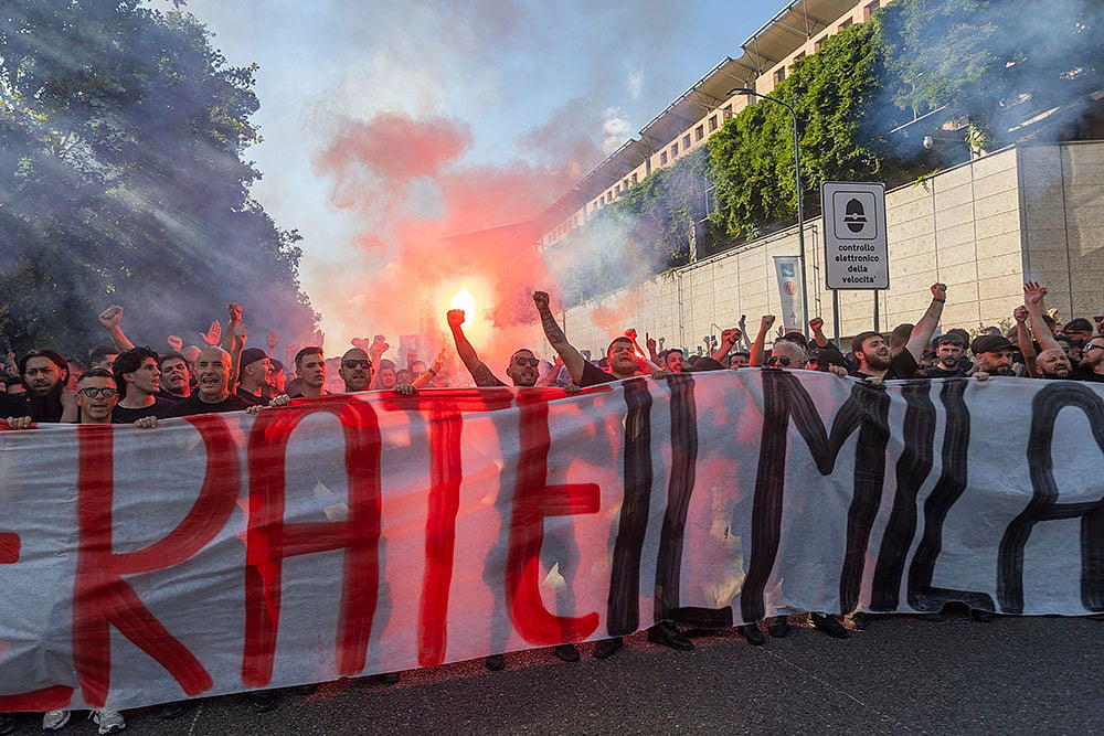 Italy Serie A soccer AC Milan vs AC Monza, Milan fans hold a protest: 2