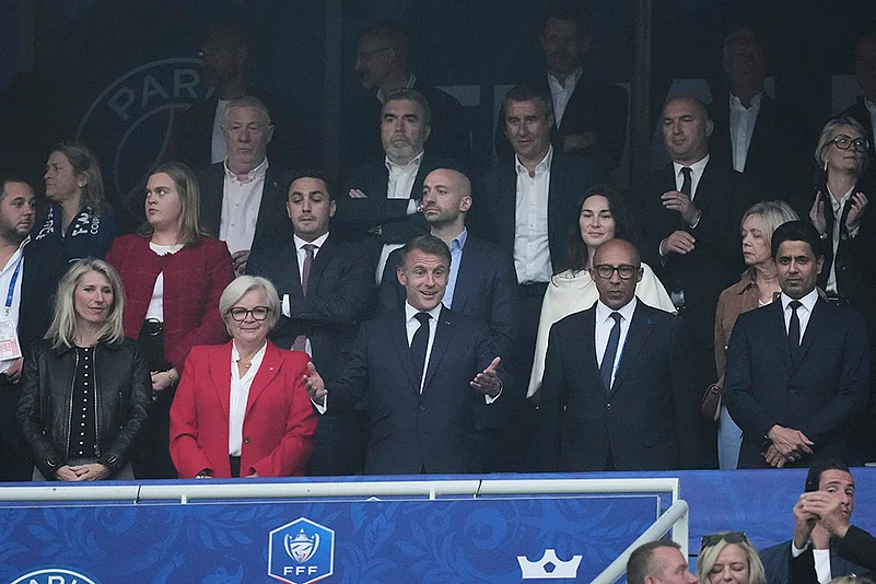 Coupe de France Final 2024-25 Paris Saint-Germain vs Stade De Reims: Emmanuel Macron