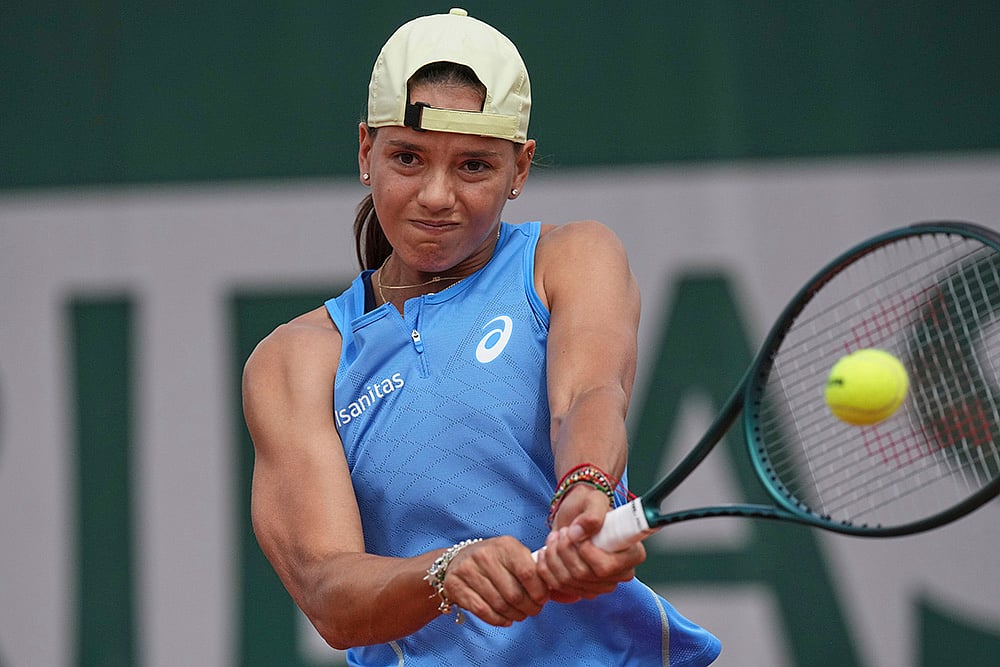 French Open Tennis 2025 First round Day 1, Emiliana Arango vs Alexandra Eala_2