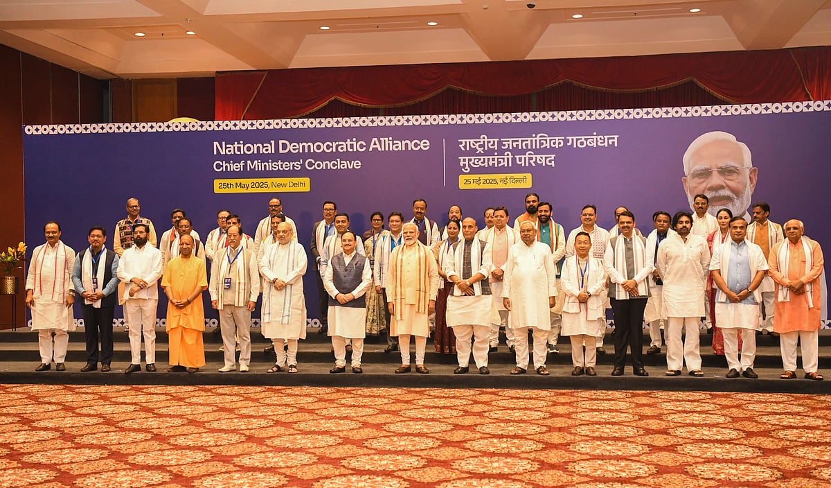| PTI : New Delhi: Prime Minister Narendra Modi, Defence Minister Rajnath Singh, Union Home Minister Amit Shah, Union Minister and BJP National President JP Nadda with NDA Chief Ministers and Deputy CMs pose for group picture during National Democratic Alliance Chief Ministers' Conclave, in New Delhi, Sunday, May 25, 2025. 