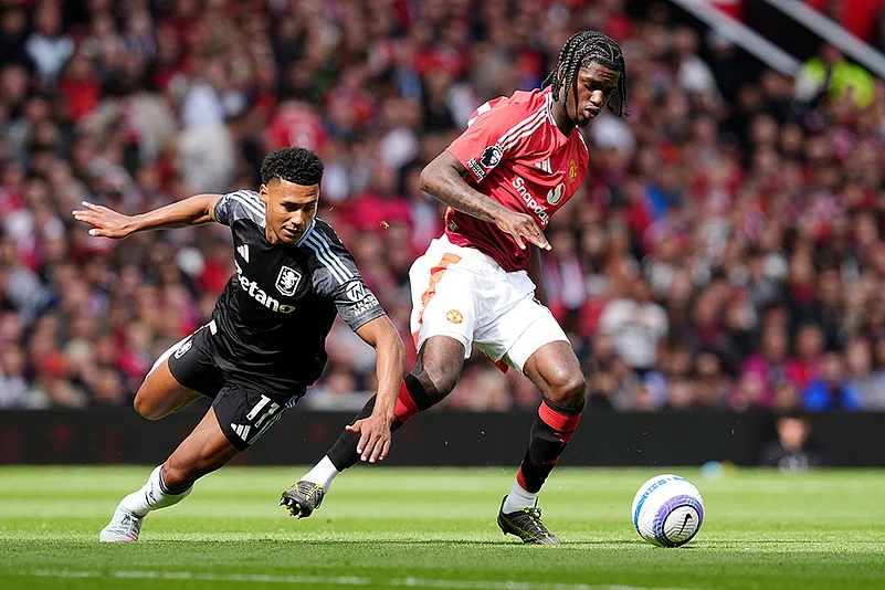 Britain Soccer Premier League: Aston Villa vs Manchester United