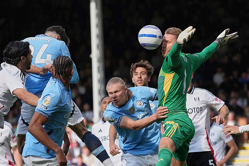 English Premier League: Manchester City vs Fulham