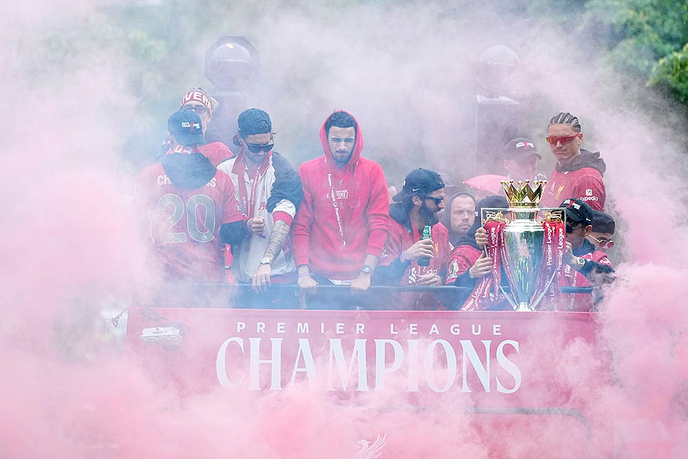 EPL soccer Liverpool FC Premier League victory parade pics 2