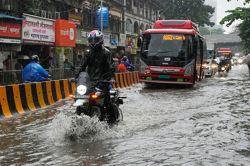 Weather Mumbai Rains: Monsoon Reaches Maharashtra_6