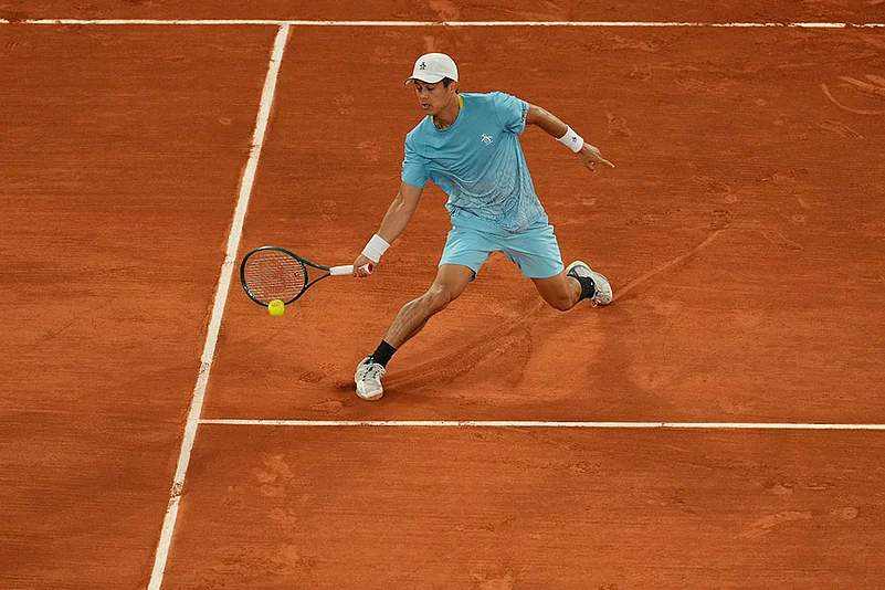 French Open Tennis Tournament: Mackie McDonald vs Novak Djokovic