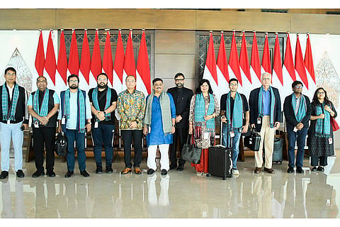 Multi-party delegaton in Indonesia