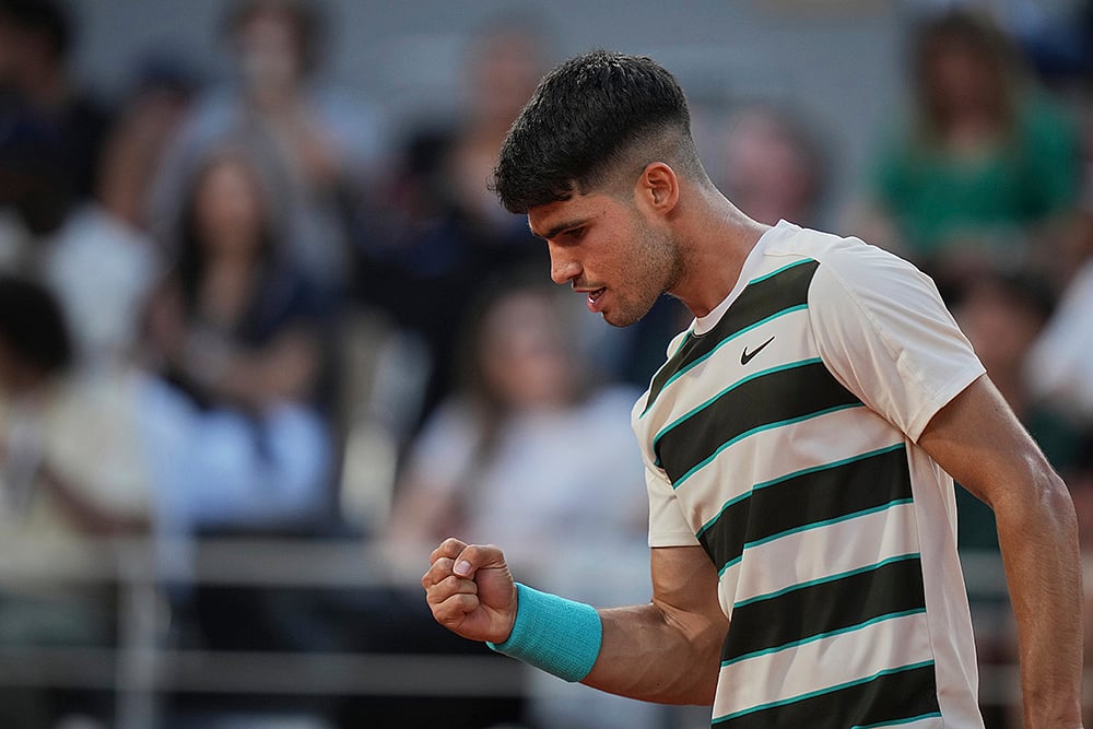 French Open Tennis 2025 Third round match Carlos Alcaraz vs Damir Dzumhur_ 2