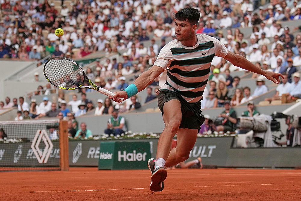 French Open Tennis 2025 fourth round match Carlos Alcaraz vs Ben Shelton_5