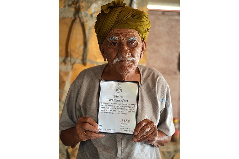 India–Pakistan border: Ranu Lal a former army guide at Myajlar