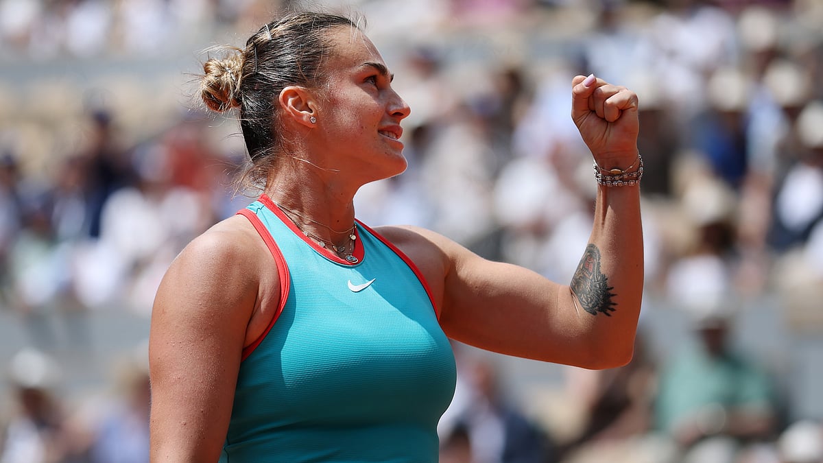 Aryna Sabalenka celebrates her victory over Zheng Qinwen