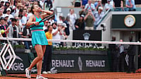 Aryna Sabalenka Vs Jessica Bouzas Maneiro LIVE Score, French Open: World No. 1 Opens Roland-Garros Campaign | Photo: AP/Lindsey Wasson : Aryna Sabalenka Vs Qinwen Zheng, French Open 2025: Sabalenka celebrates beating Amanda Anisimova in the fourth round match of the French Tennis Open, at the Roland-Garros stadium, in Paris, Sunday, June 1 2025.