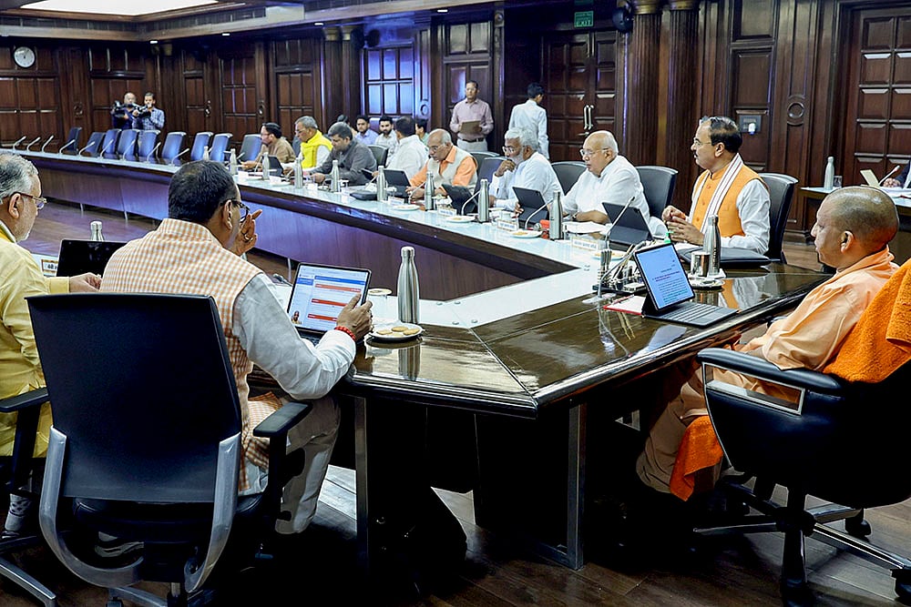 Yogi holds Cabinet meeting