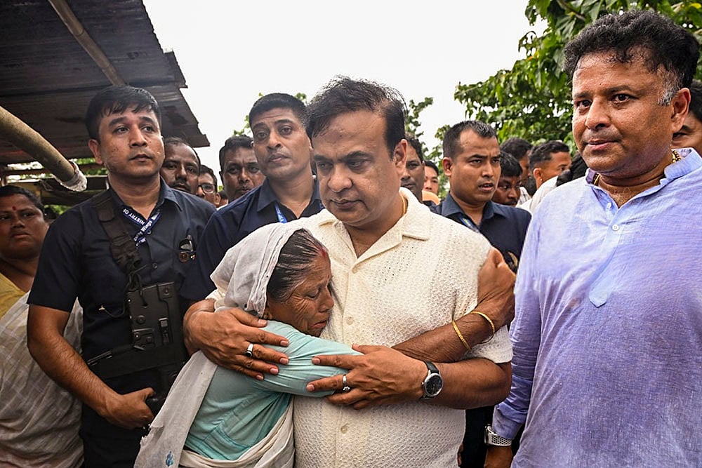 Northeast weather floods after heavy rains_Assam CM visits flood-hit areas