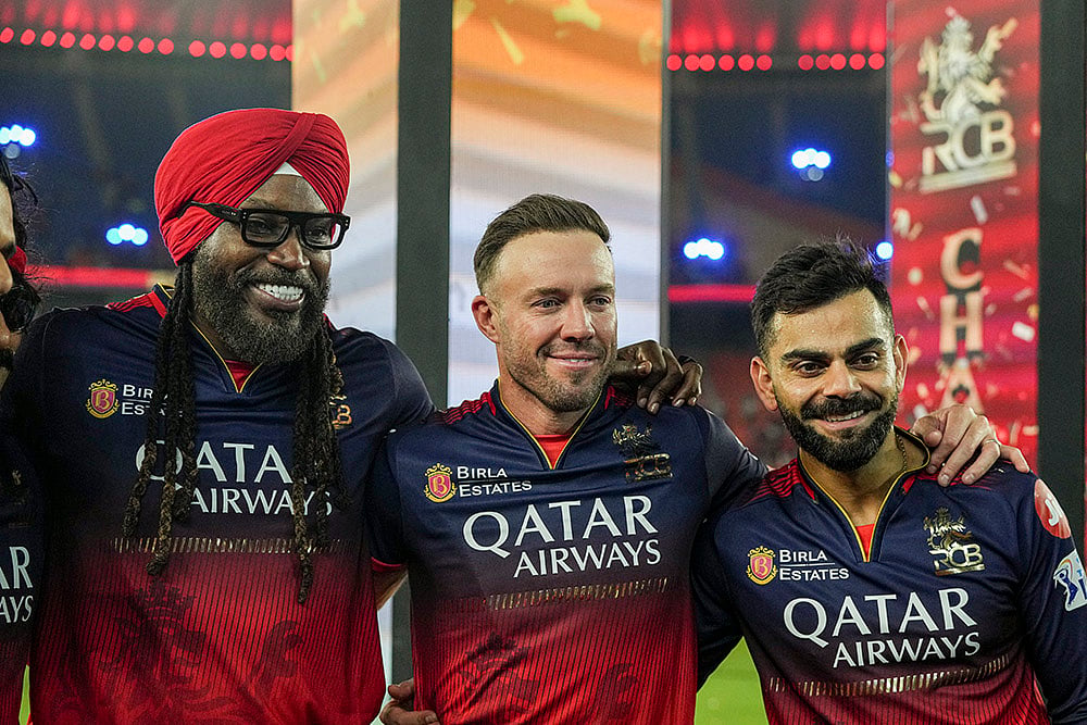 IPL 2025 Final RCB vs PBKS: RCB Victory Celebrations: KOlhi with Chris Gayle and AB de Villiers