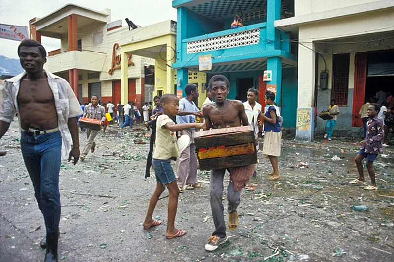 Haiti civil unrest: Displaced children
