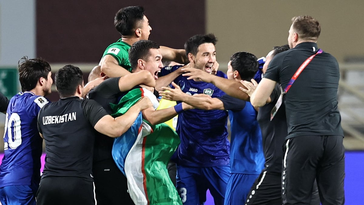 Uzbekistan celebrate their historic qualification - null
